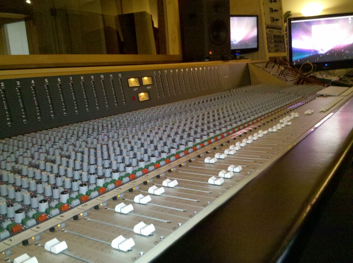 Trident console 10